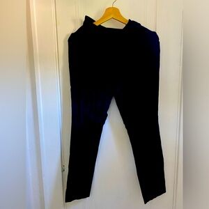 Old Navy Maternity Pixie Pant - Full Panel